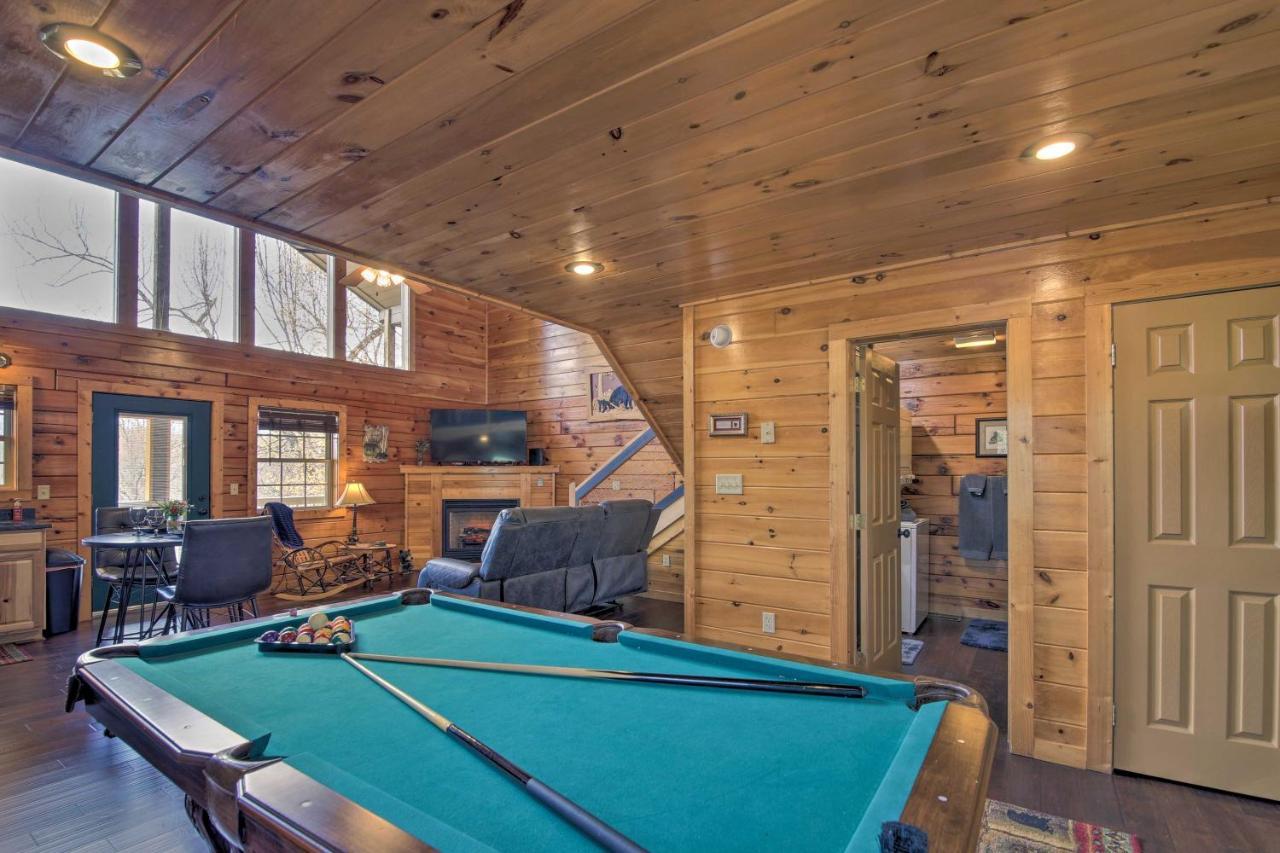 Gatlinburg Cabin With Pool Table And Hot Tub! ภายนอก รูปภาพ