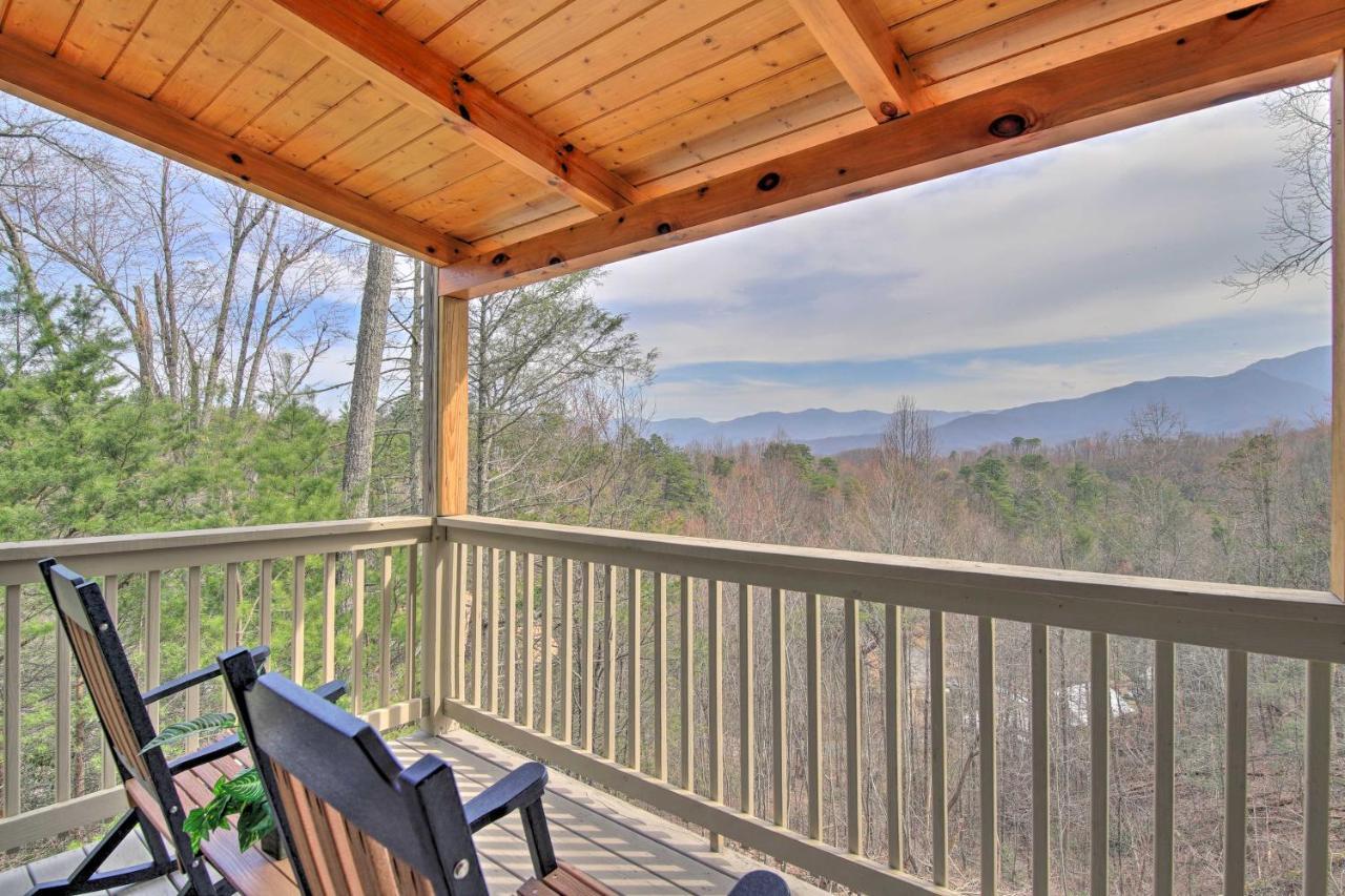 Gatlinburg Cabin With Pool Table And Hot Tub! ภายนอก รูปภาพ